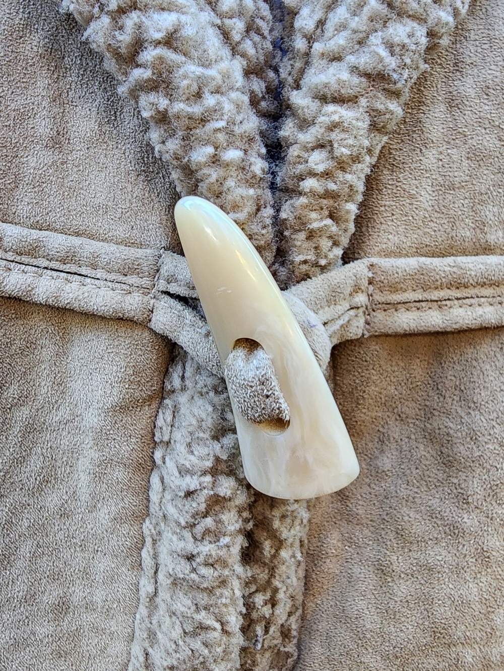 Vintage DKNY Faux Suede Shearling Toggle Duffle Coat Jacket Beige [M] - Picture 4 of 12